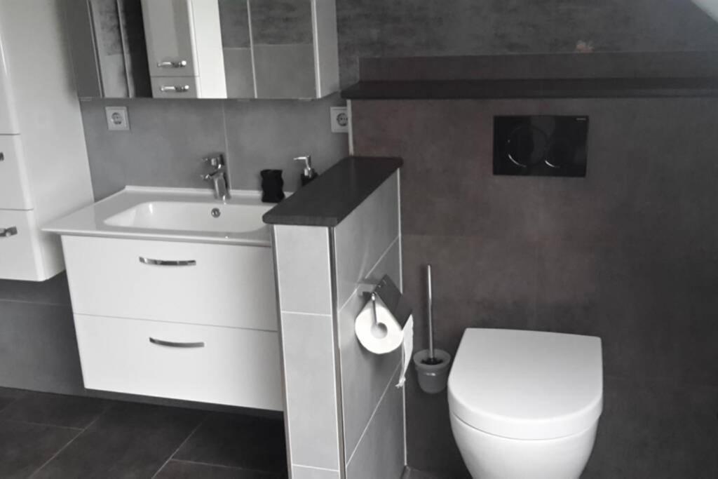 Ferienwohnung Weserblick ヘッシシュ・オルデンドルフ エクステリア 写真